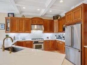 4850 NE 29th Ave, Lighthouse Point FL 33064