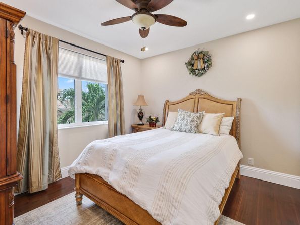 4850 NE 29th Ave, Lighthouse Point FL 33064