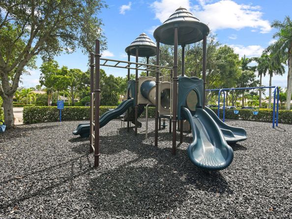 2585 San Andros, West Palm Beach FL 33411