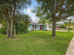 13656 Jonquil Place, Wellington FL 33414