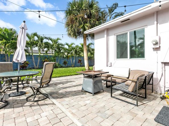 1702 N L Street, Lake Worth Beach FL 33460