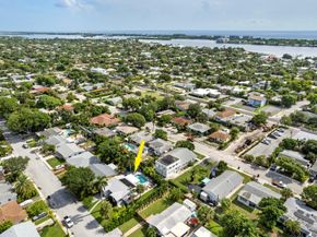 1702 N L Street, Lake Worth Beach FL 33460