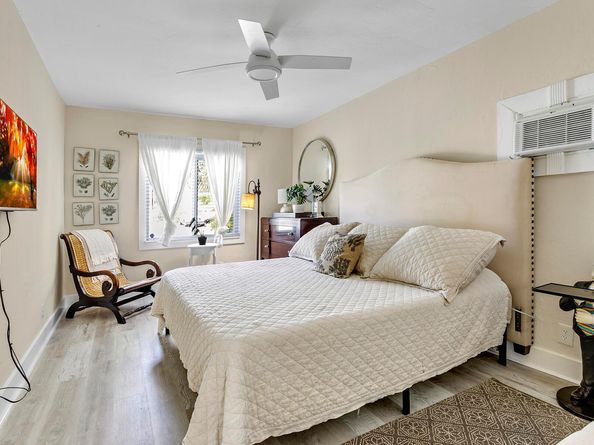 1702 N L Street, Lake Worth Beach FL 33460