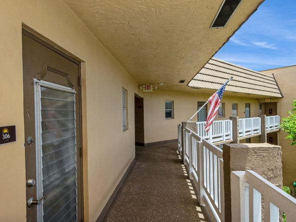 9181 Sunrise Lakes Blvd 306, Sunrise FL 33322