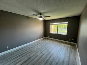 9181 Sunrise Lakes Blvd 306, Sunrise FL 33322