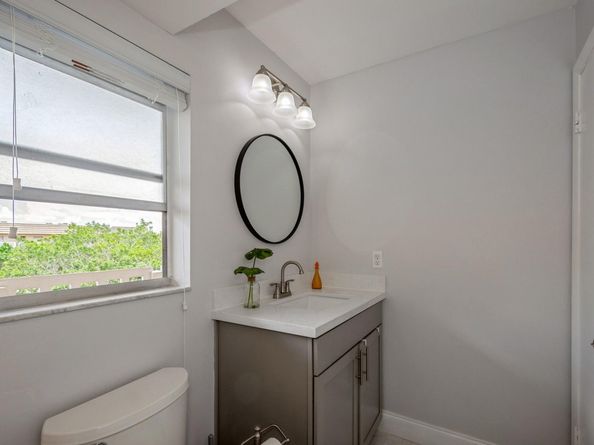 9181 Sunrise Lakes Blvd 306, Sunrise FL 33322