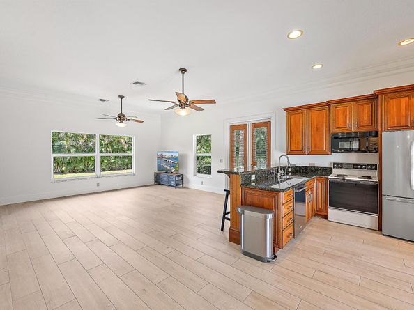 5801 Whirlaway Road, Palm Beach Gardens FL 33418