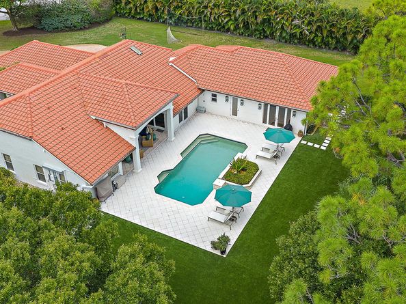 5801 Whirlaway Road, Palm Beach Gardens FL 33418