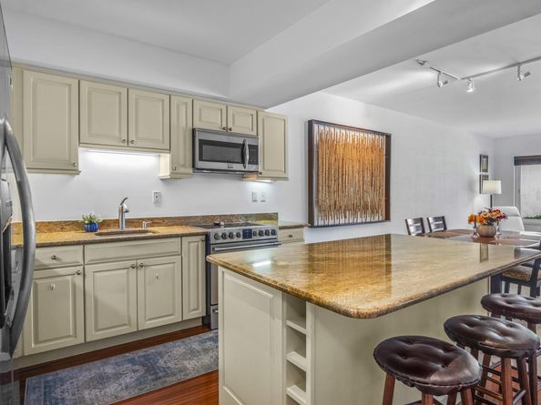730 Greensward Court 105J, Delray Beach FL 33445