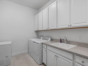 5669 Saint Armands Way, Westlake FL 33470