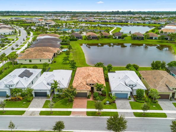 5669 Saint Armands Way, Westlake FL 33470