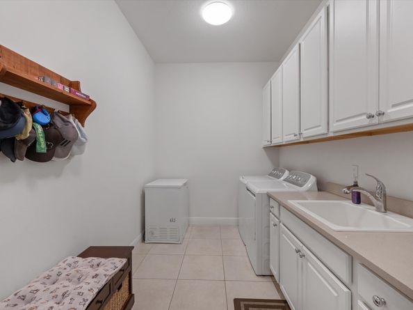 5669 Saint Armands Way, Westlake FL 33470