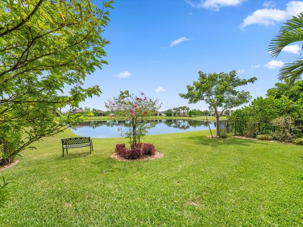 5669 Saint Armands Way, Westlake FL 33470