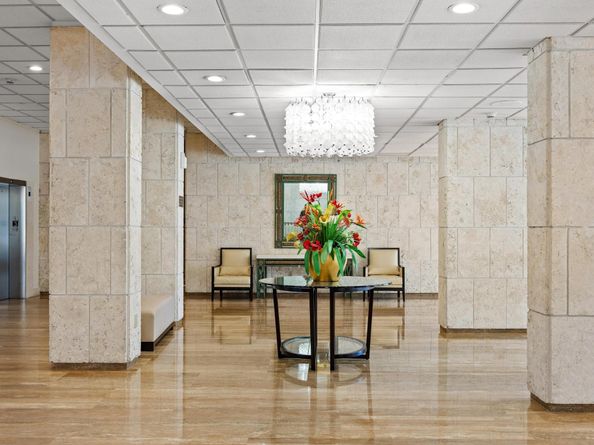 1950 S Ocean Dr PHB, Hallandale Beach FL 33009