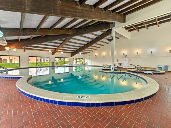 9421 Sunrise Lakes Boulevard 110, Sunrise FL 33322