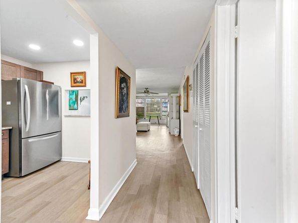 9421 Sunrise Lakes Boulevard 110, Sunrise FL 33322