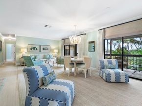 11267 Pond View Drive B203, Wellington FL 33414