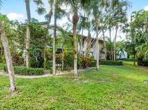 11267 Pond View Drive B203, Wellington FL 33414