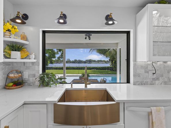 1700 SW 72nd Avenue, Plantation FL 33317