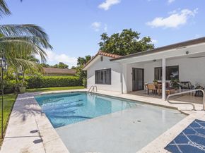 1700 SW 72nd Avenue, Plantation FL 33317