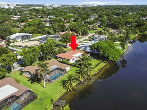 1700 SW 72nd Avenue, Plantation FL 33317