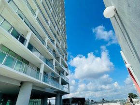 2000 Metropica Way 2607, Sunrise FL 33323