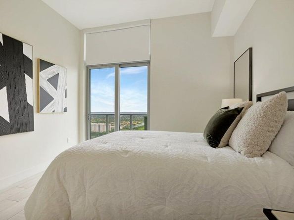 2000 Metropica Way 2607, Sunrise FL 33323