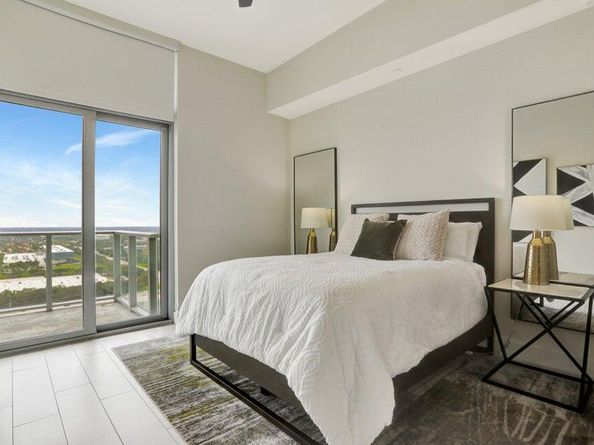 2000 Metropica Way 2607, Sunrise FL 33323