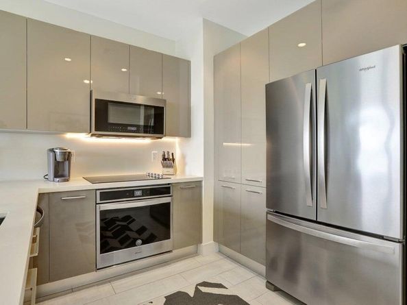 2000 Metropica Way 2607, Sunrise FL 33323