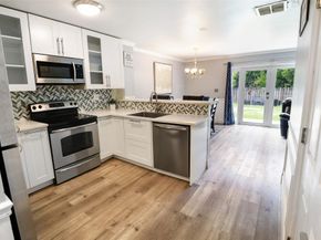 3671 NW 91st Ave, Sunrise FL 33351