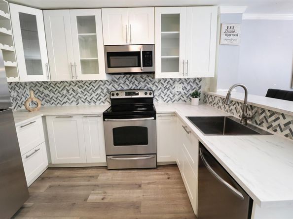 3671 NW 91st Ave, Sunrise FL 33351