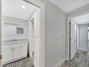 714 E Coco Plum Circle 2, Plantation FL 33324
