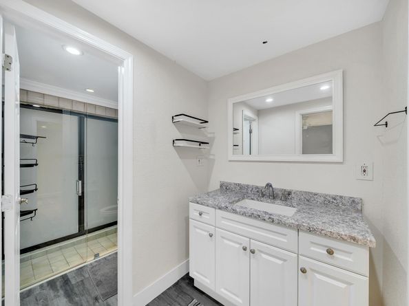 714 E Coco Plum Circle 2, Plantation FL 33324