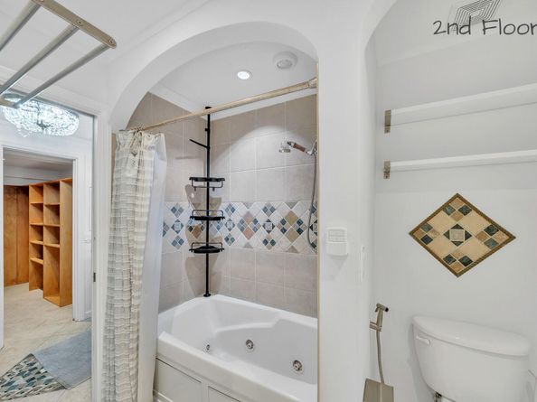 714 E Coco Plum Circle 2, Plantation FL 33324