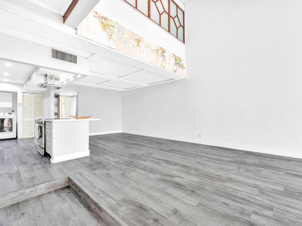 714 E Coco Plum Circle 2, Plantation FL 33324
