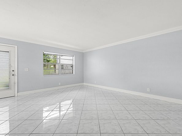 339 Normandy H, Delray Beach FL 33484
