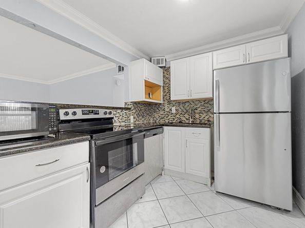 339 Normandy H, Delray Beach FL 33484