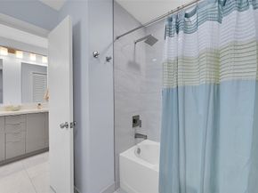 2014 NW 102nd Ter, Coral Springs FL 33071