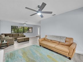 2014 NW 102nd Ter, Coral Springs FL 33071