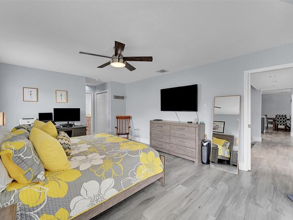 2014 NW 102nd Ter, Coral Springs FL 33071