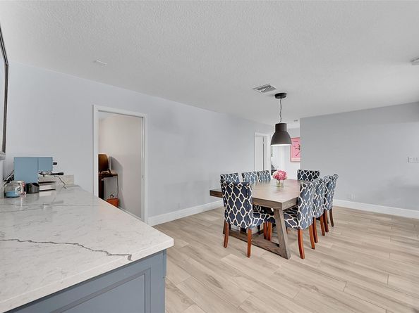 2014 NW 102nd Ter, Coral Springs FL 33071