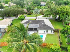 2014 NW 102nd Ter, Coral Springs FL 33071