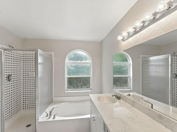 159 NW 152nd Ln, Pembroke Pines FL 33028