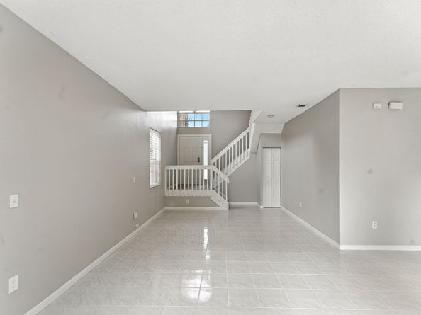 159 NW 152nd Ln, Pembroke Pines FL 33028