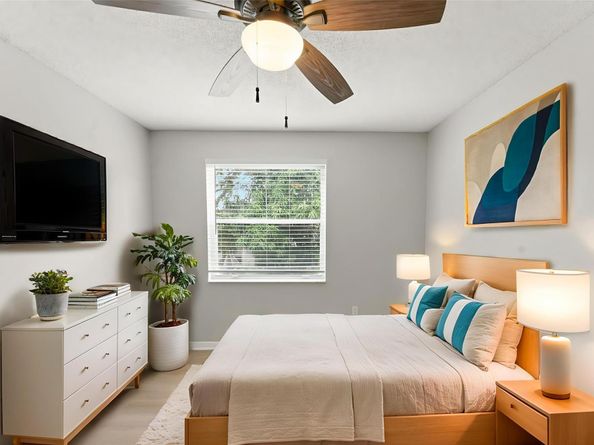 159 NW 152nd Ln, Pembroke Pines FL 33028