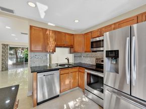 3007 NW 5th Ter, Pompano Beach FL 33064