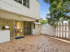 3007 NW 5th Ter, Pompano Beach FL 33064