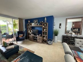 1770 NE 191st St 1121, Miami FL 33179