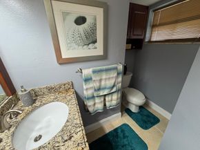 1770 NE 191st St 1121, Miami FL 33179
