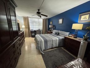 1770 NE 191st St 1121, Miami FL 33179